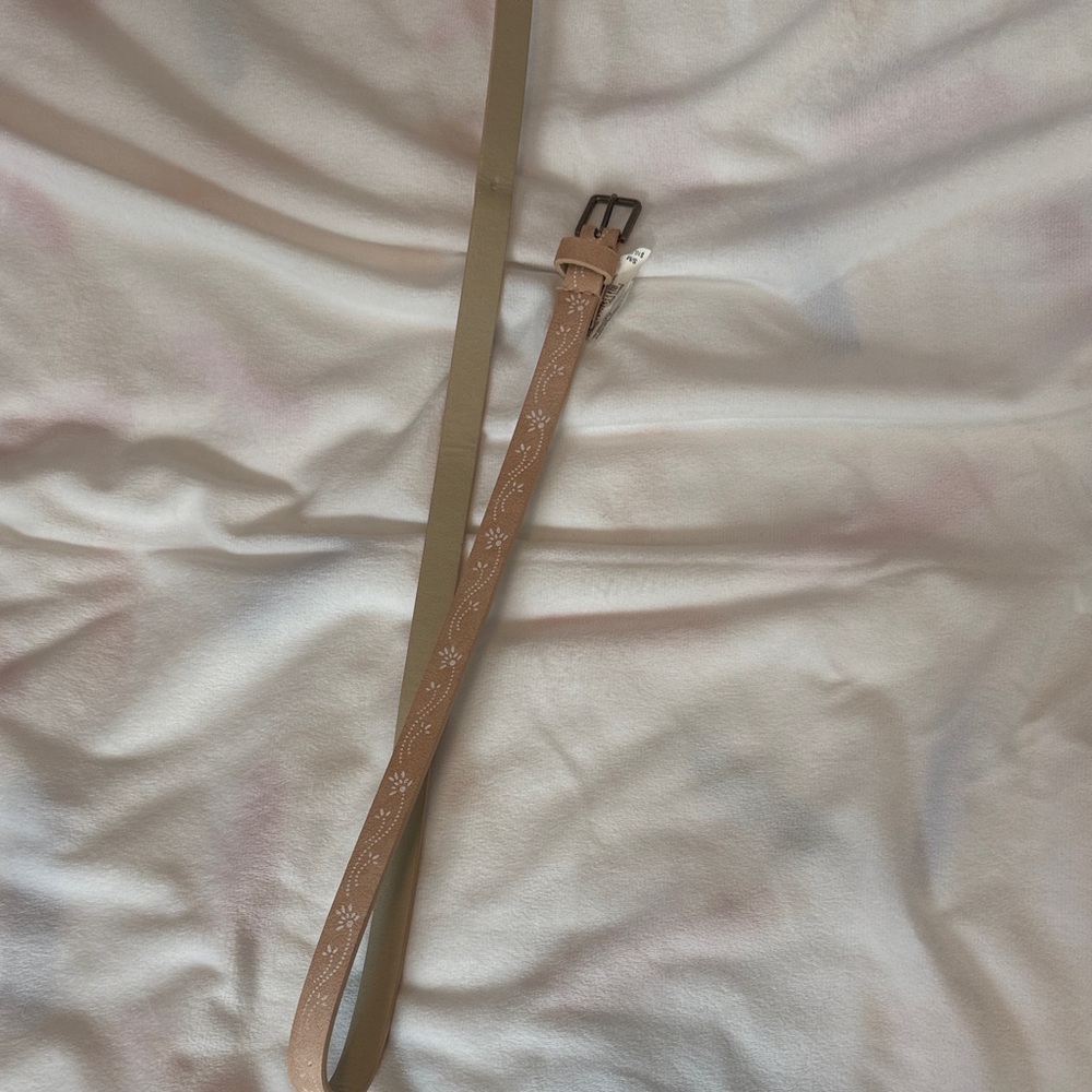 Elegant Tan Women's Belt